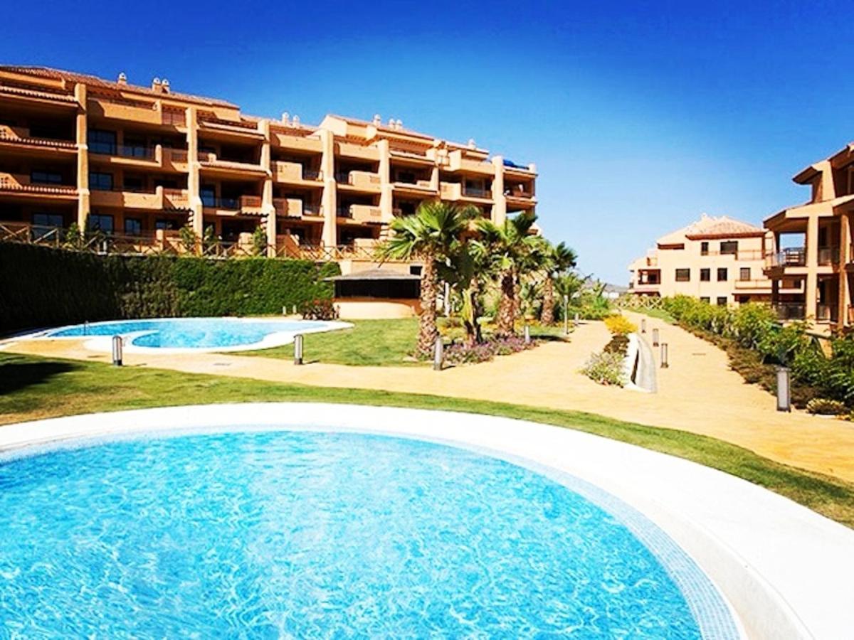 2 Bedrooms Appartement With Sea View Shared Pool And Furnished Terrace At La Cala De Mijas 8 Km Away From The Beach Exterior photo